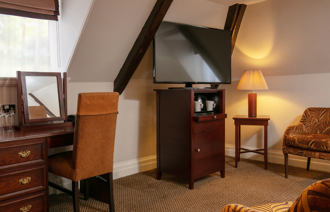 Mainmanorhouse Carousel Desktop Manor House Double Carousel 4