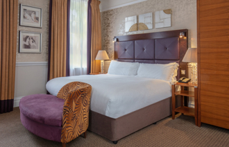 Mainmanorhouse Carousel Desktop Feature Double Carousel 2